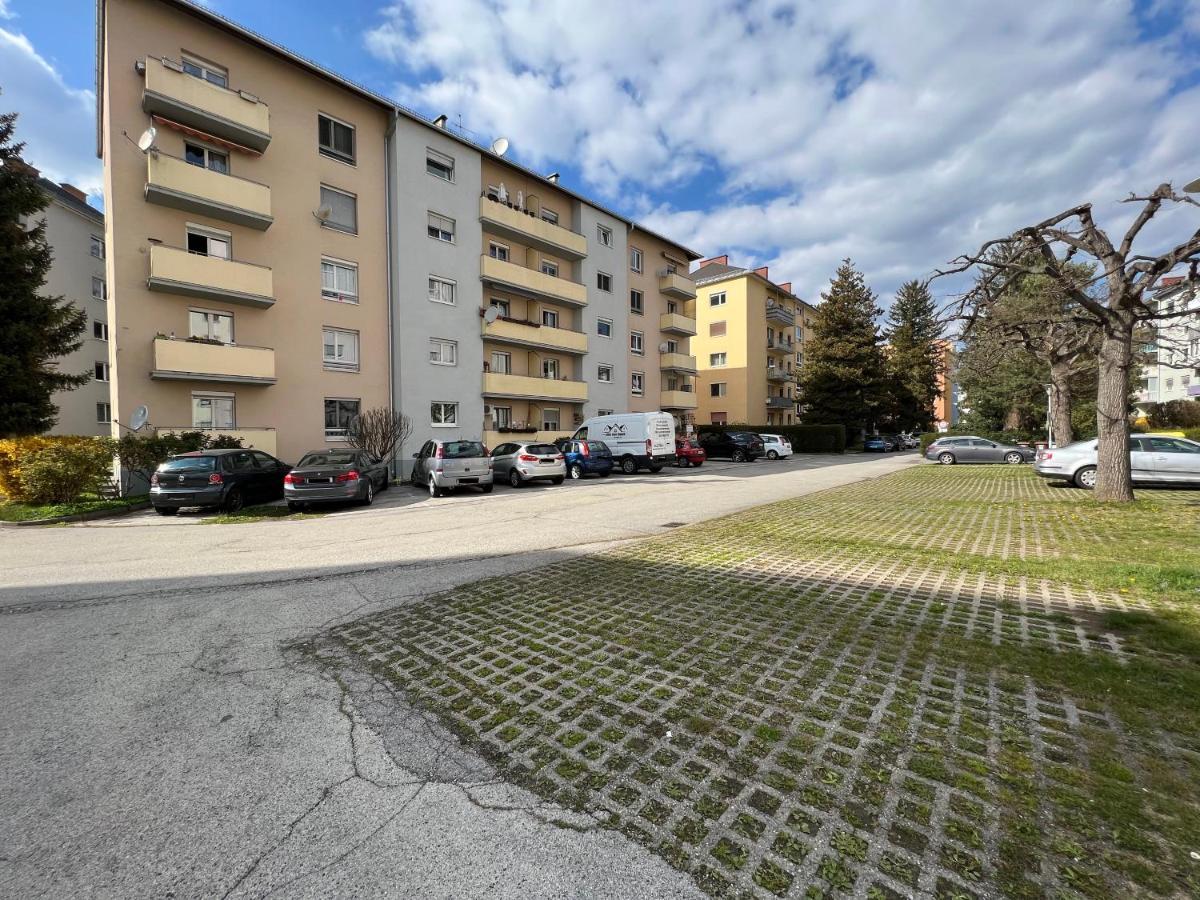 Friendly Space Apartment Graz Exterior photo